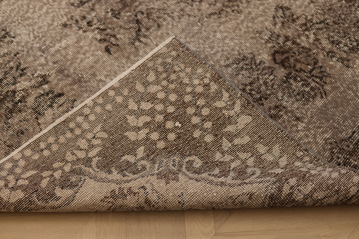 Vintage Isparta Turkish Area Rug 6x8 ft — Gray Overdyed