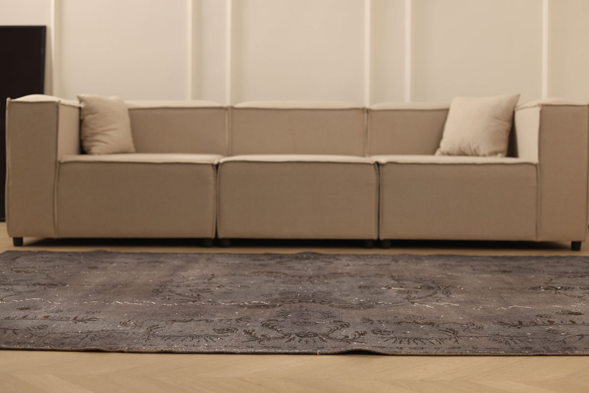 Vintage Isparta Turkish Area Rug 5x8 ft — Gray & Brown Overdyed
