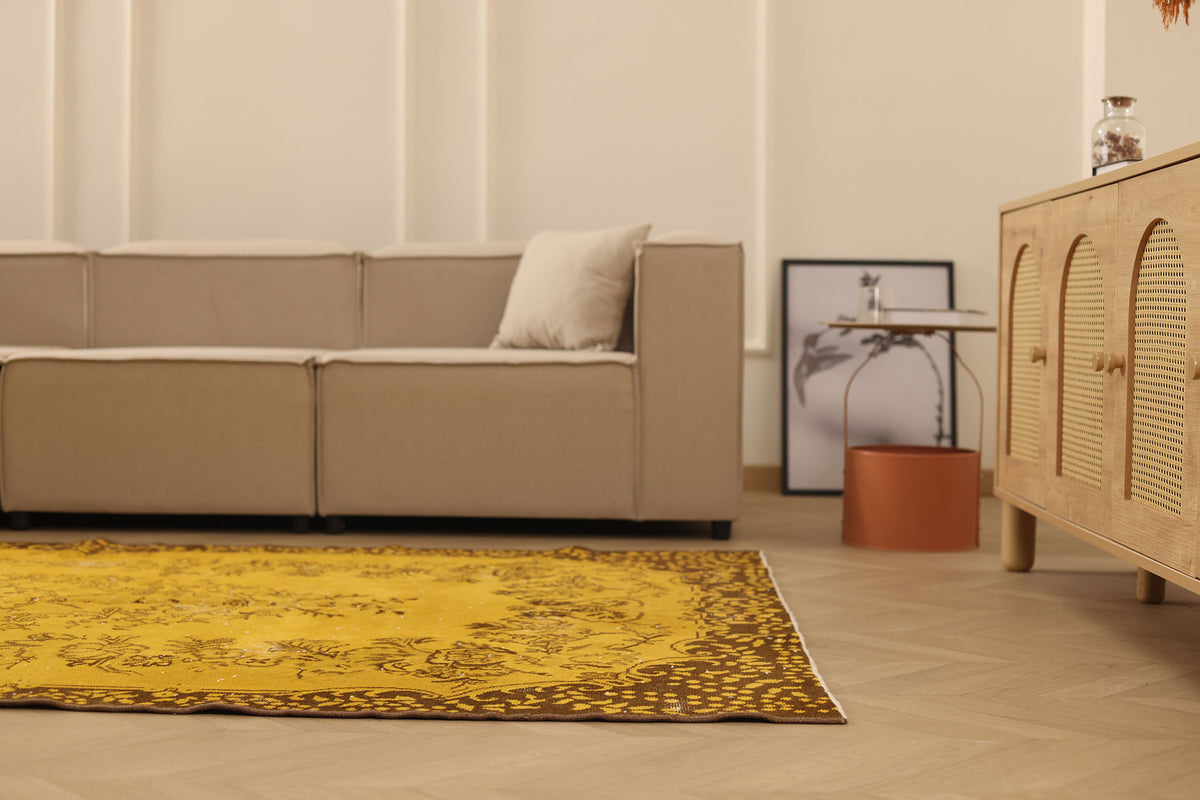 Vintage Isparta Turkish Area Rug 5x9 ft — Yellow & Brown Floral