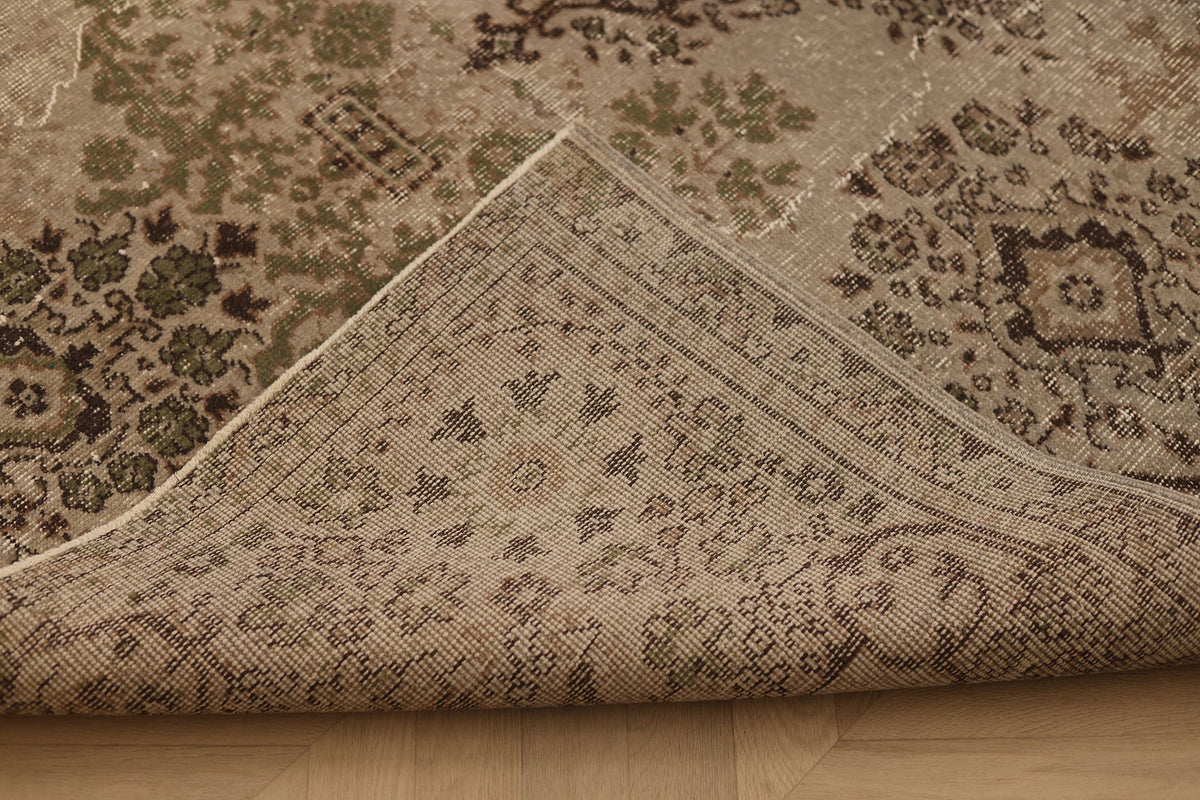 Vintage Isparta Turkish Area Rug 5x8 ft — Beige & Green Floral (No. 39575)