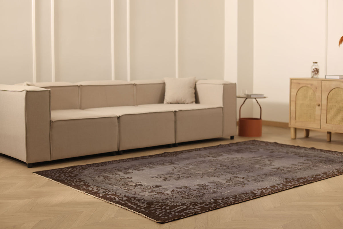 Vintage Isparta Turkish Area Rug 5x9 ft — Gray & Brown Overdyed (No. 39583)
