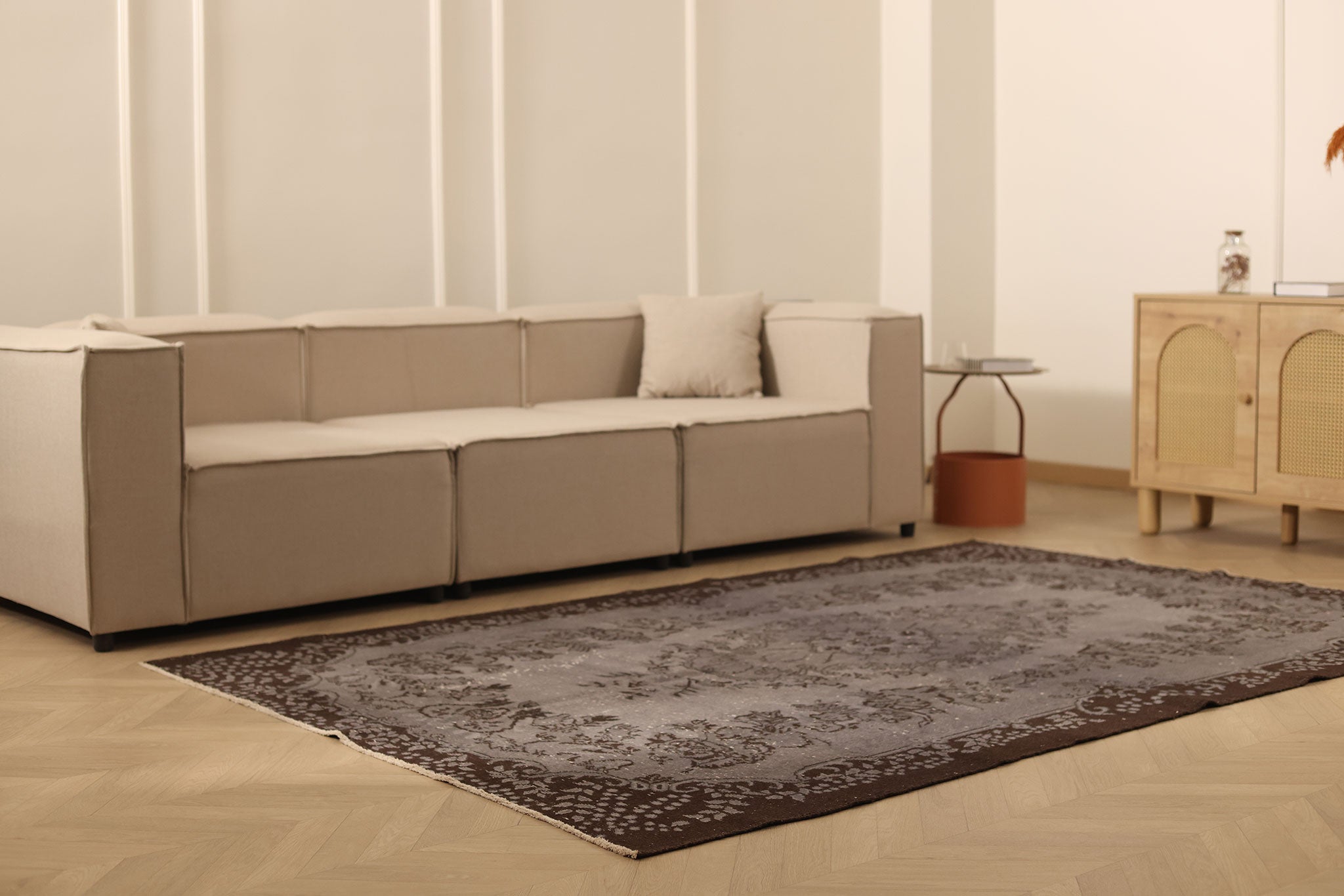 Vintage Isparta Turkish Area Rug 5x9 ft — Gray & Brown Overdyed