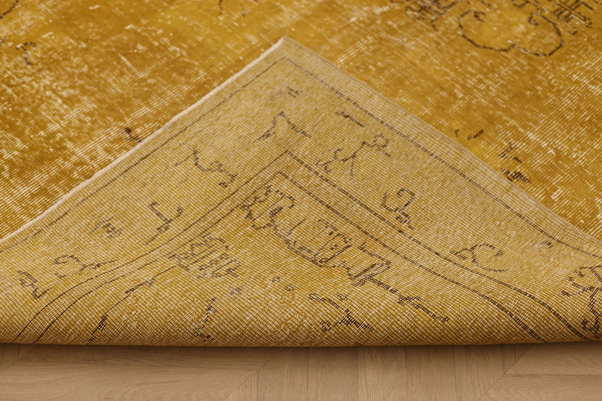 Vintage Isparta Turkish Area Rug 5x8 ft — Yellow & Brown Distressed
