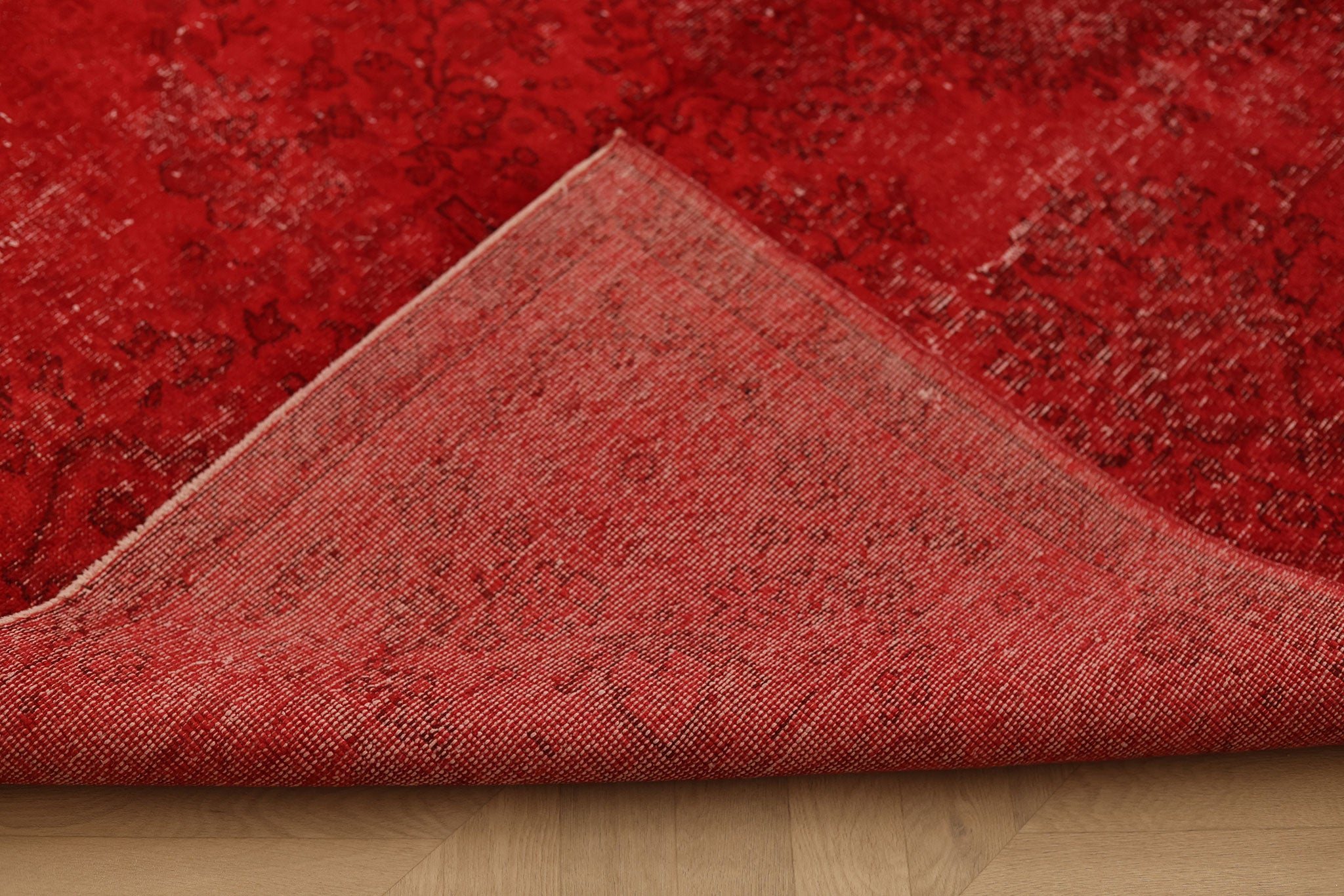 Vintage Isparta Turkish Area Rug 5x9 ft — Red Overdyed (No. 39602)