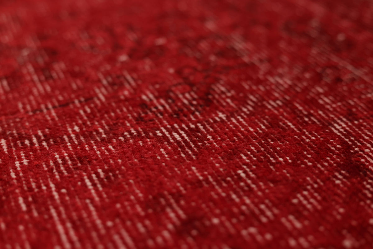 Vintage Isparta Turkish Area Rug 5x9 ft — Red Overdyed (No. 39602)