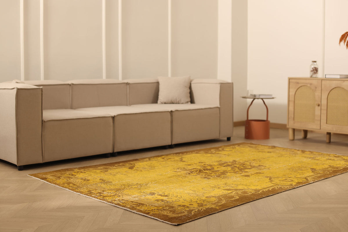 Vintage Isparta Turkish Area Rug 5x9 ft — Yellow & Brown Overdyed