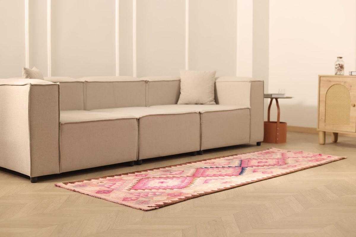 Vintage Southeastern Persian Style Kilim Runner Rug 3x8 ft — Pink & Beige Geometric