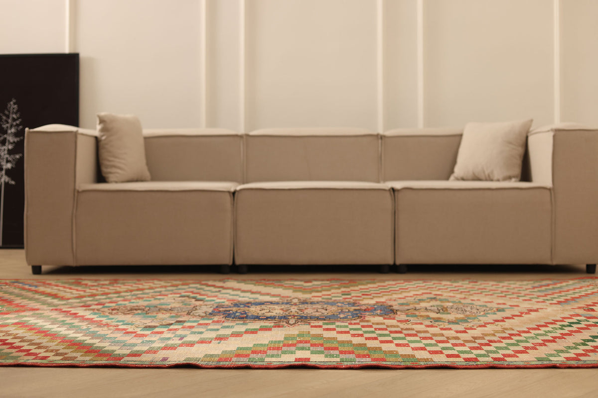 Vintage Isparta Turkish Area Rug 5x12 ft — Beige & Red Geometric