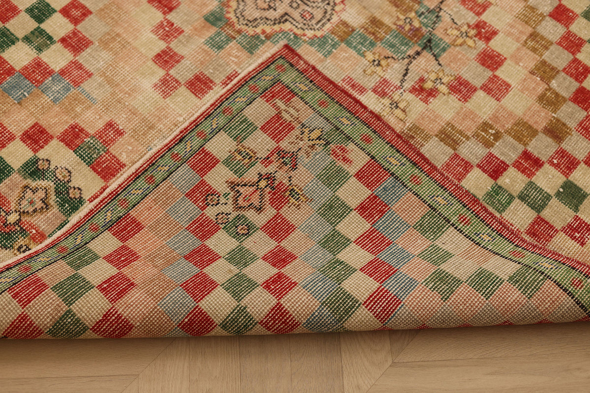 Vintage Isparta Turkish Area Rug 5x12 ft — Beige & Red Geometric