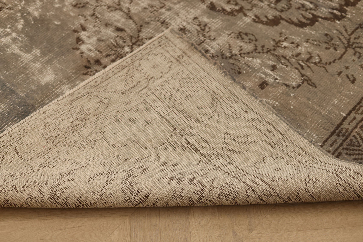 Vintage Manisa Turkish Area Rug 6x9 ft — Beige & Brown Distressed