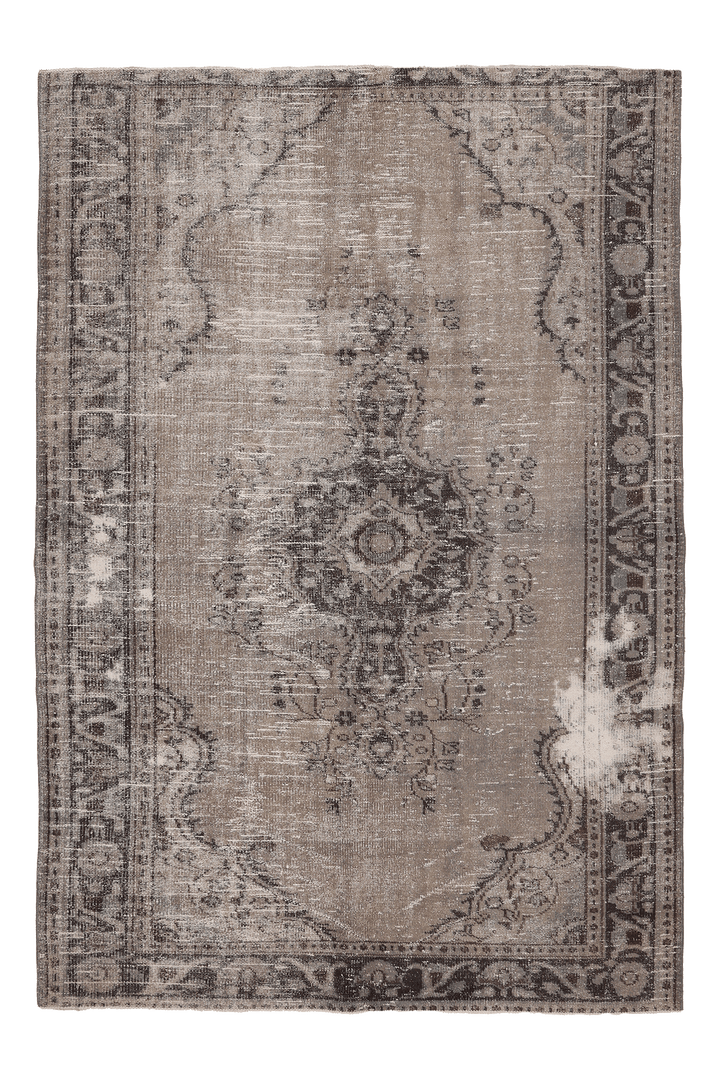 Vintage Manisa Turkish Area Rug 6x8 ft — Gray & Beige Distressed