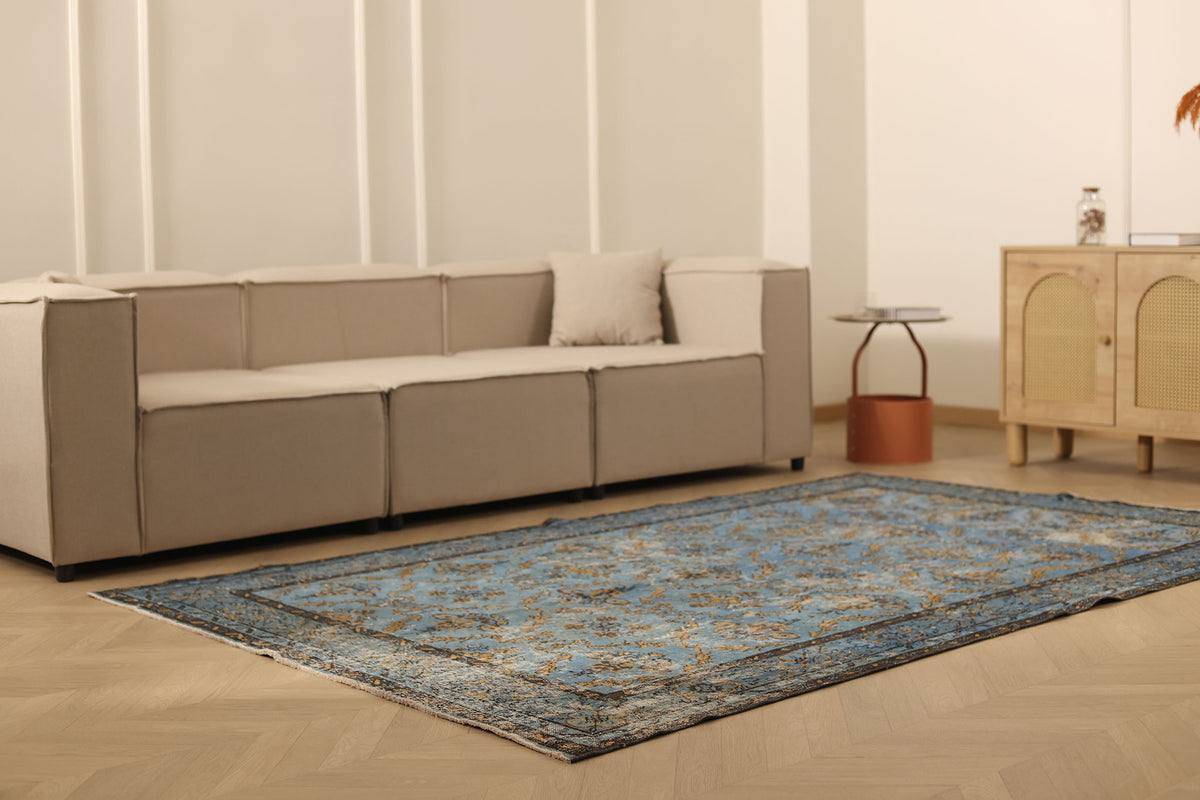Vintage Isparta Turkish Area Rug 5x9 ft — Blue & Gray Distressed
