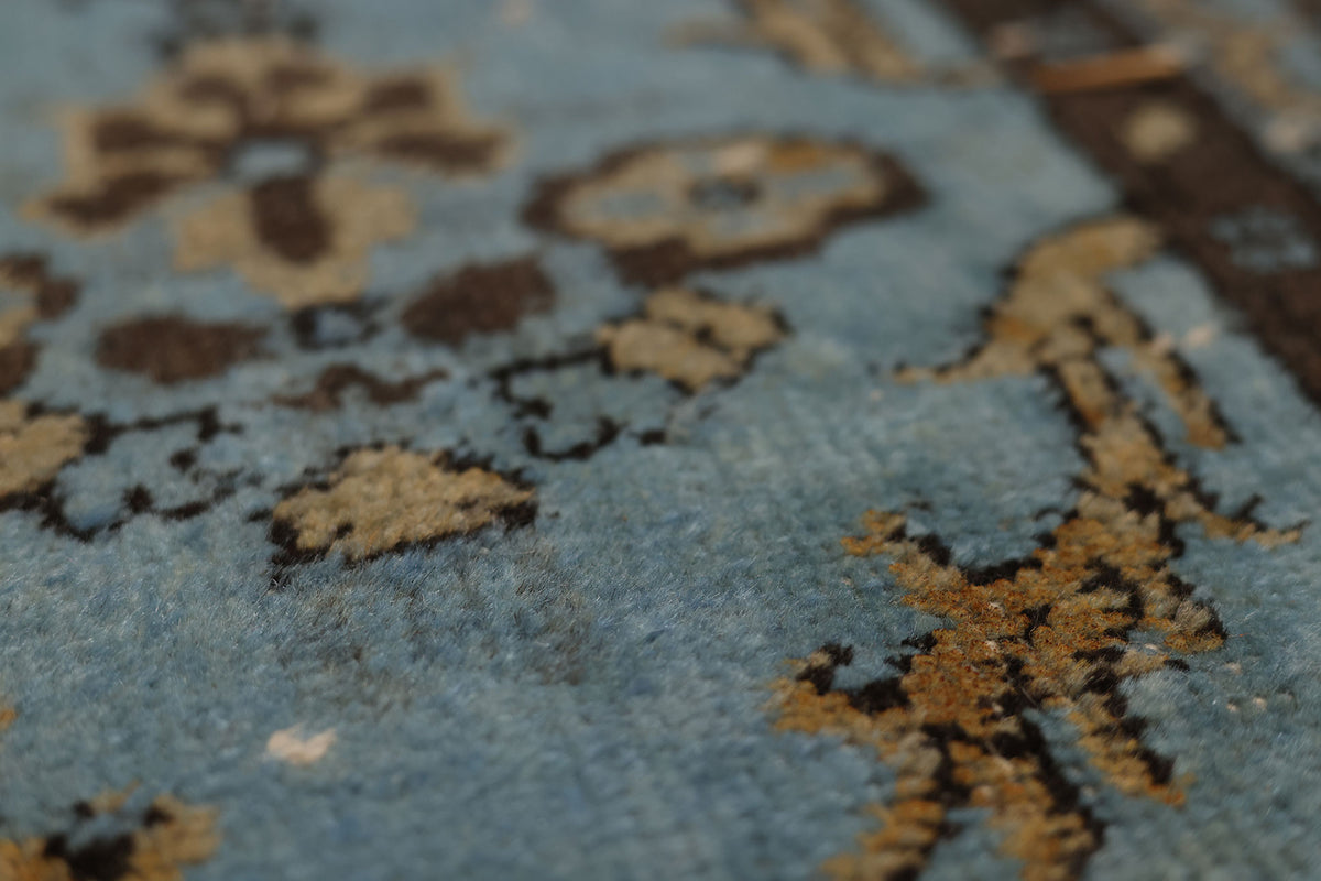 Vintage Isparta Turkish Area Rug 5x9 ft — Blue & Gray Distressed