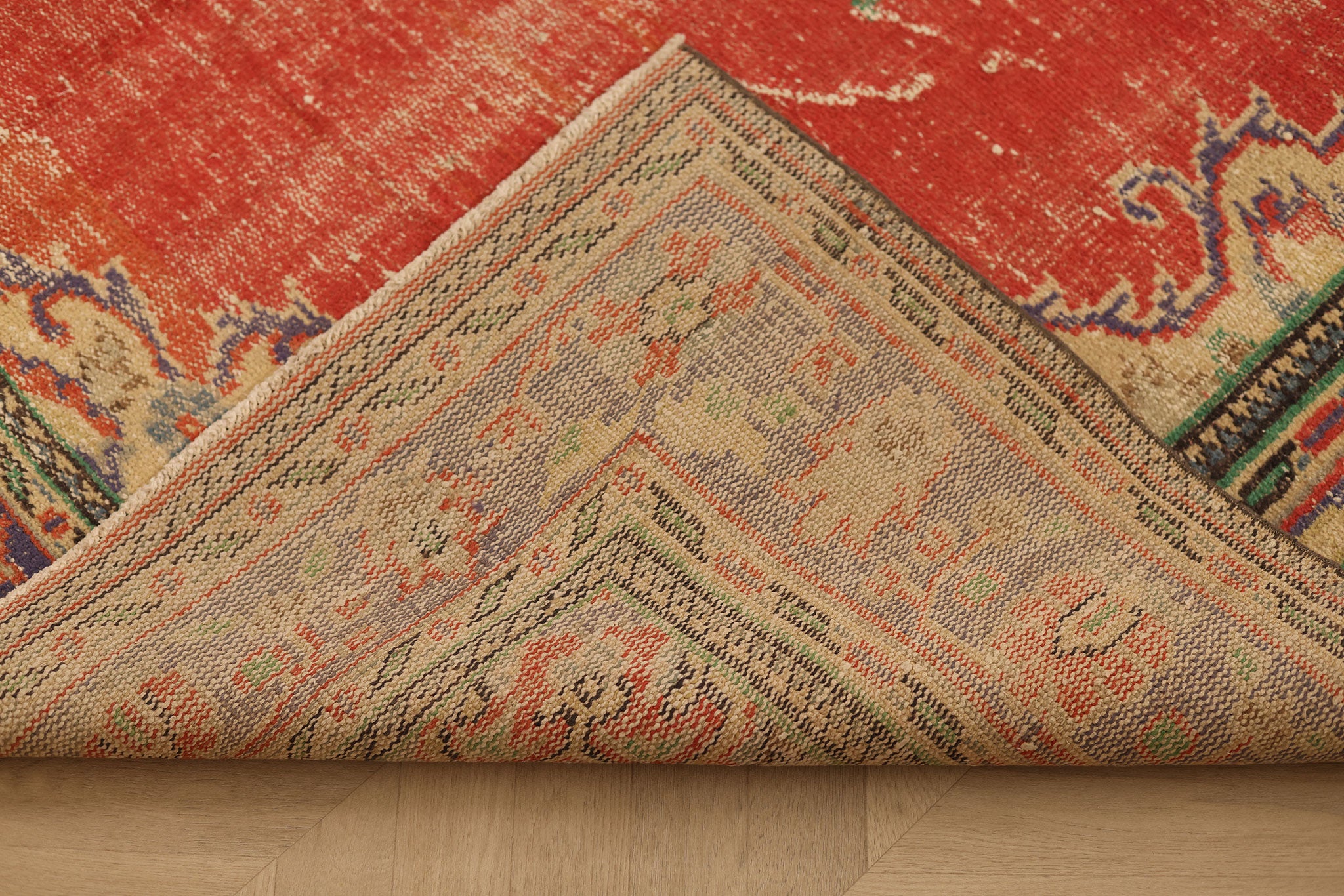 Vintage Manisa Turkish Area Rug 6x10 ft — Red & Beige Floral