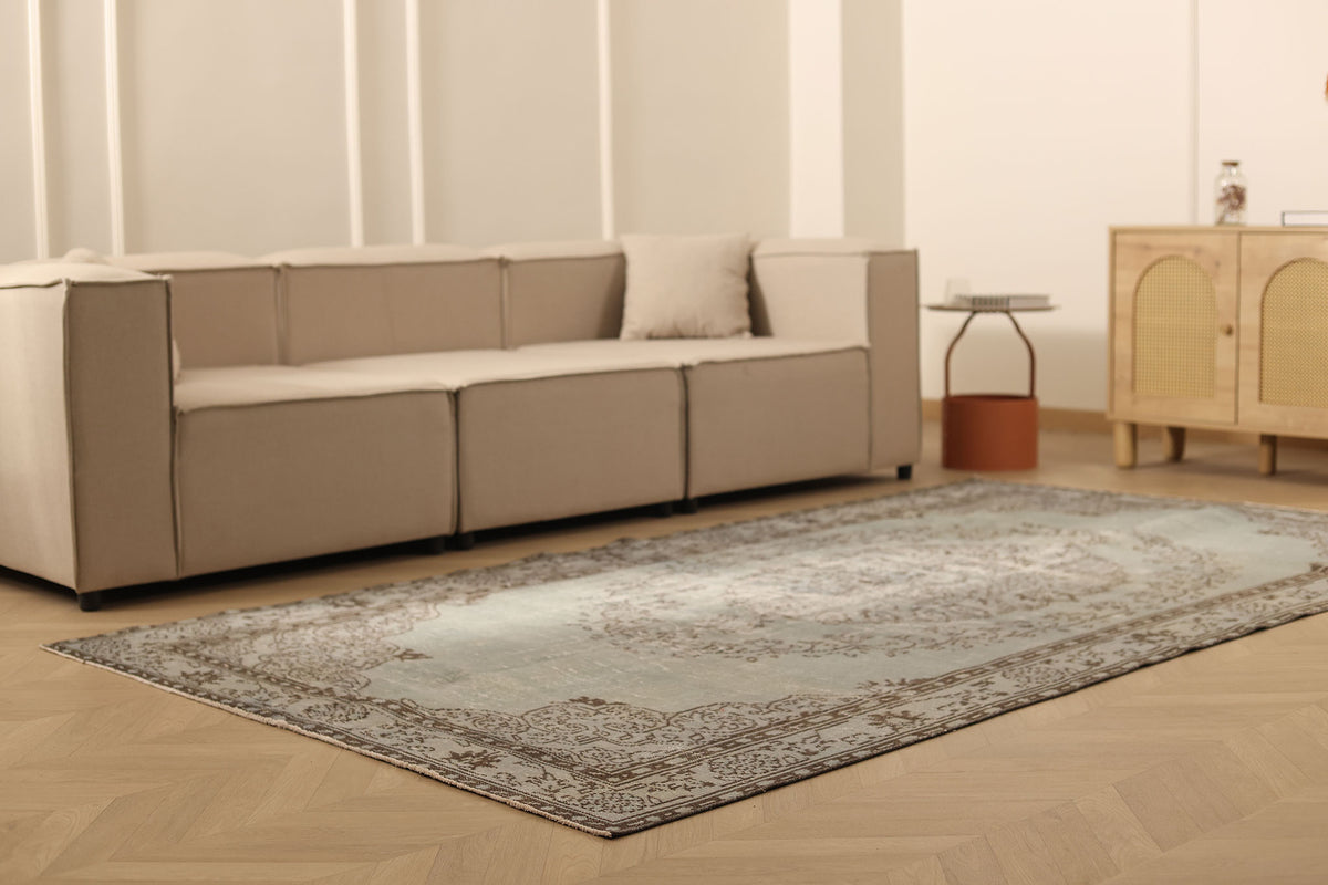 Vintage Manisa Turkish Area Rug 5x10 ft — Gray & Brown Floral
