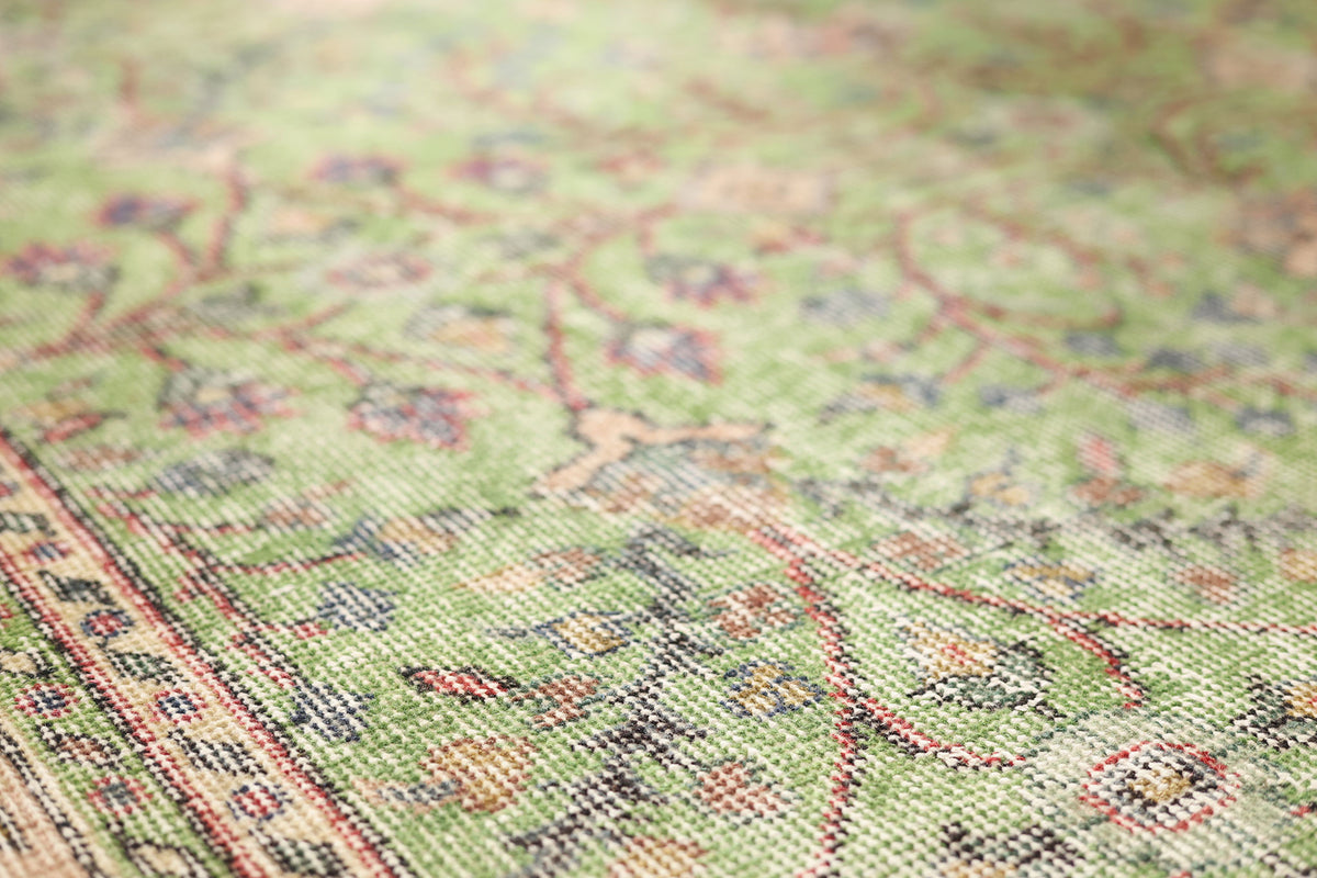 Vintage Isparta Turkish Area Rug 5x8 ft — Green Floral