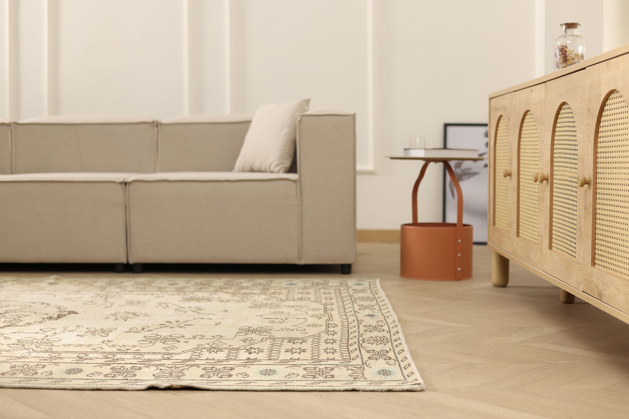 Vintage Manisa Turkish Area Rug 5x9 ft — Beige Floral (No. 39981)