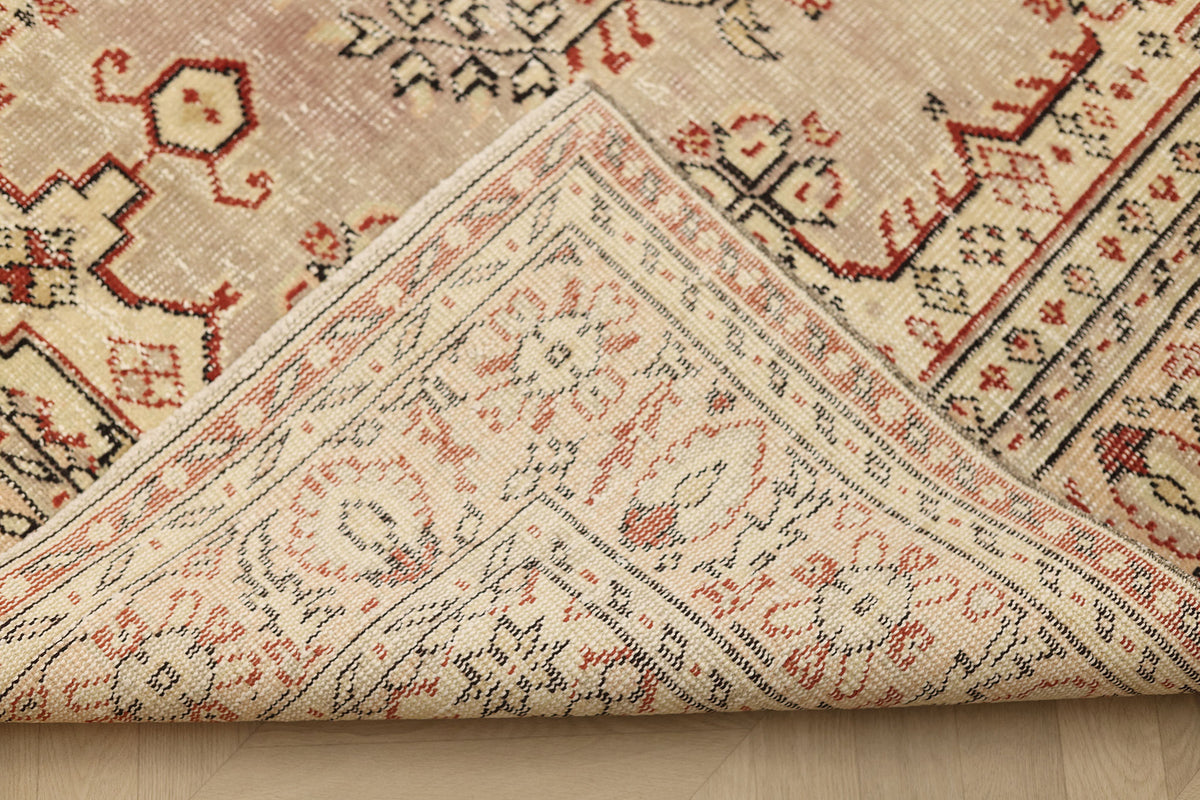 Vintage Isparta Turkish Area Rug 5x10 ft — Beige & Red Floral