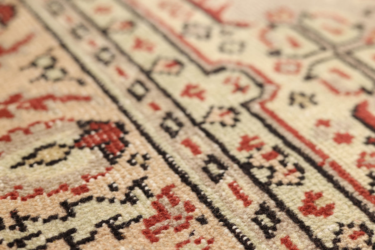 Vintage Isparta Turkish Area Rug 5x10 ft — Beige & Red Floral
