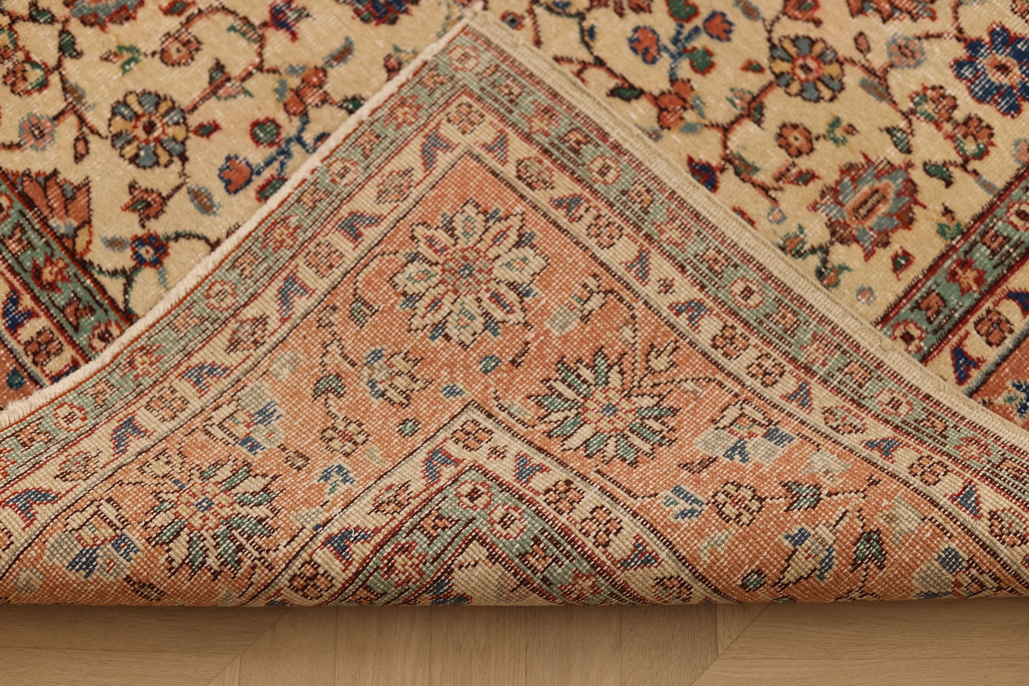 Vintage Isparta Turkish Area Rug 6x9 ft — Beige & Pink Floral