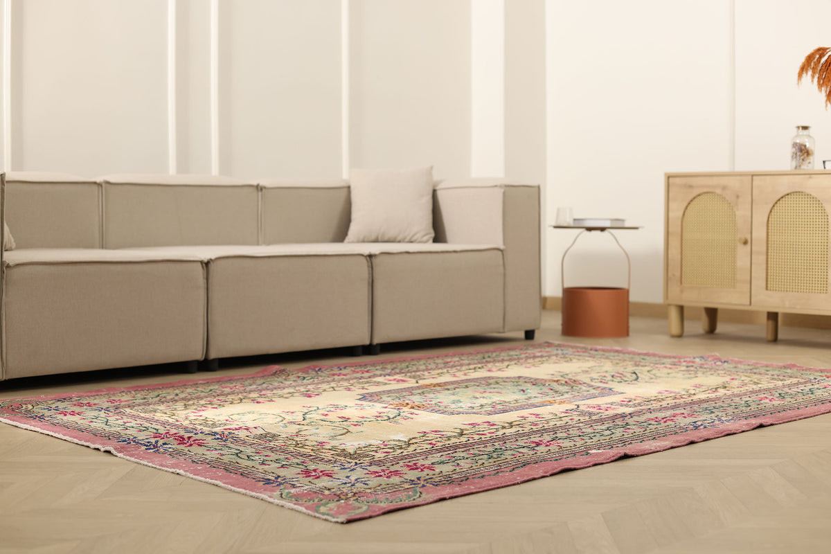 Vintage Isparta Turkish Area Rug 5x8 ft — Beige & Green Floral (No. 39992)