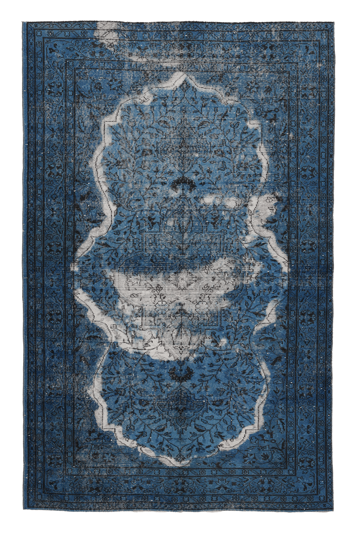Vintage Isparta Turkish Area Rug 5x8 ft — Blue & White Floral