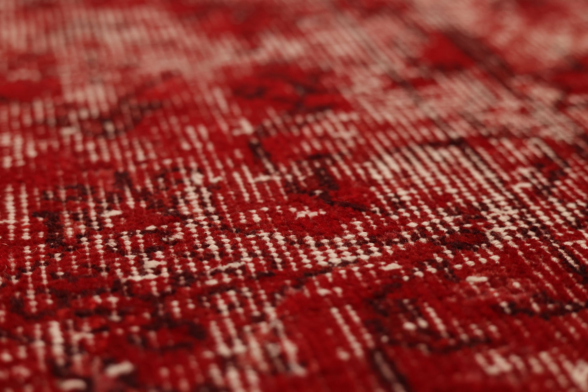 Vintage Isparta Turkish Area Rug 5x9 ft — Red Overdyed (No. 40086)