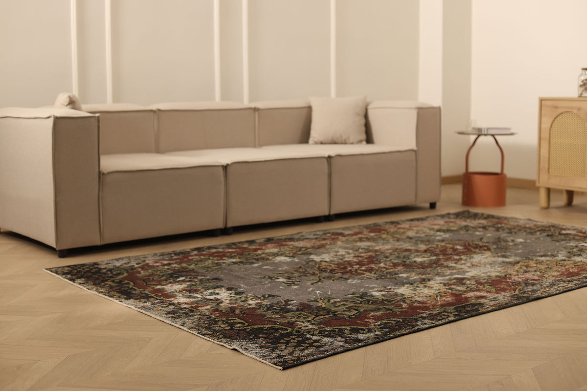 Vintage Isparta Turkish Area Rug 5x9 ft — Gray & Red Distressed