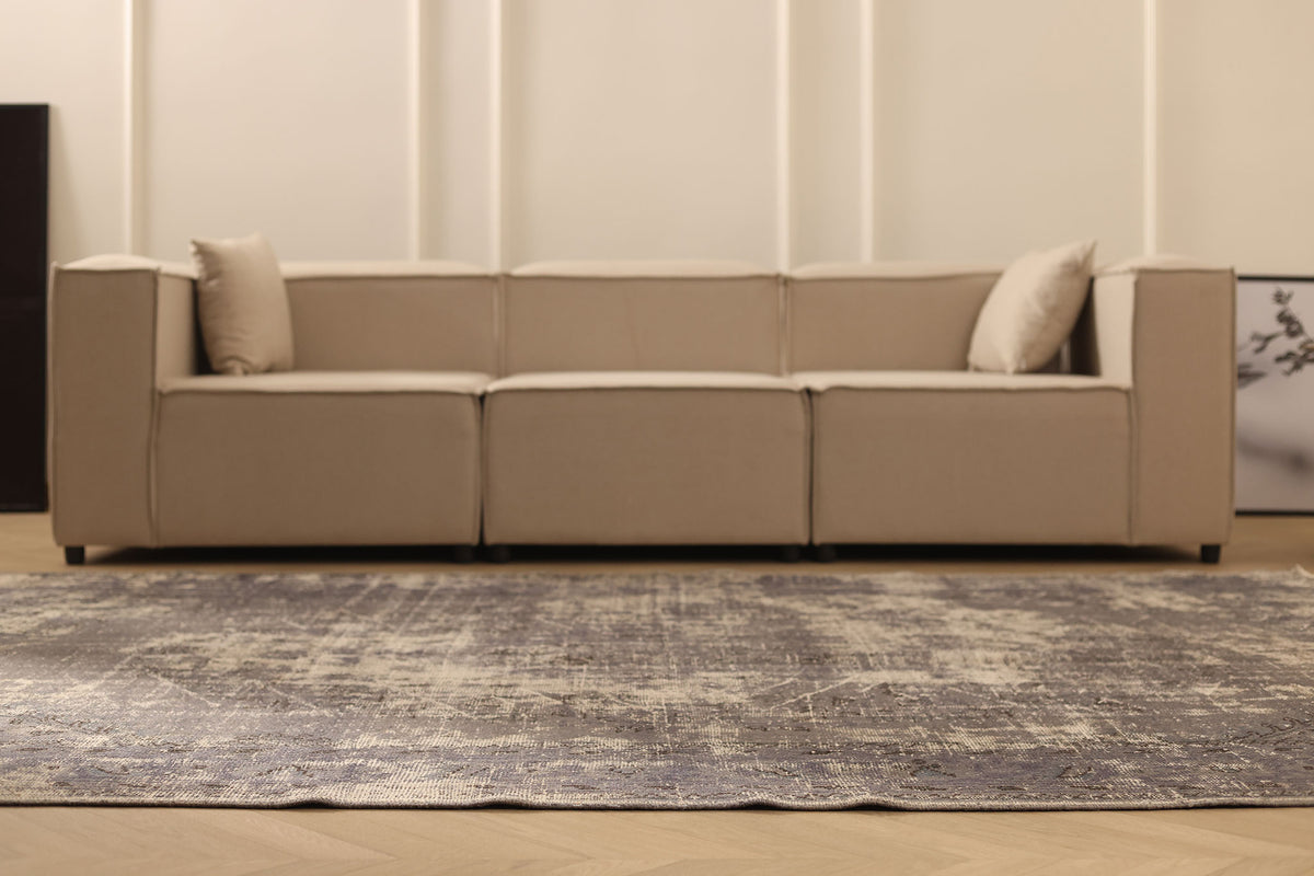 Vintage Manisa Turkish Area Rug 6x9 ft — Gray & Beige Distressed