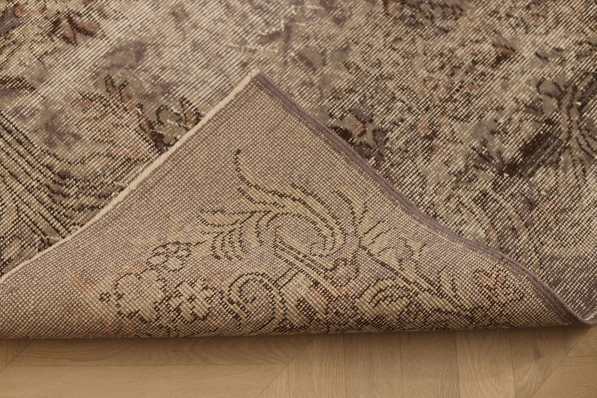 Vintage Isparta Turkish Area Rug 5x9 ft — Gray & Brown Distressed (No. 40112)