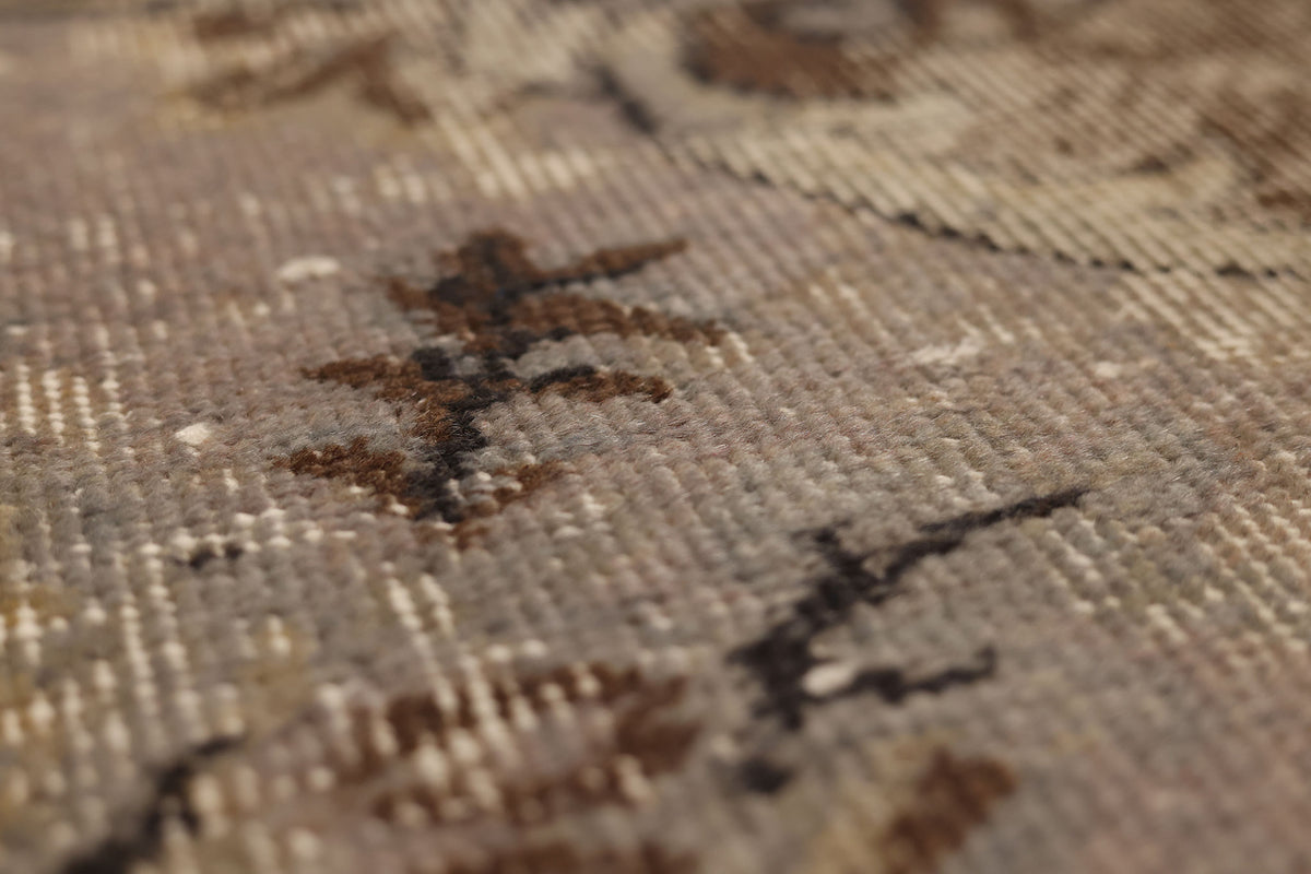 Vintage Isparta Turkish Area Rug 5x8 ft — Beige & Brown Floral (No. 40115)
