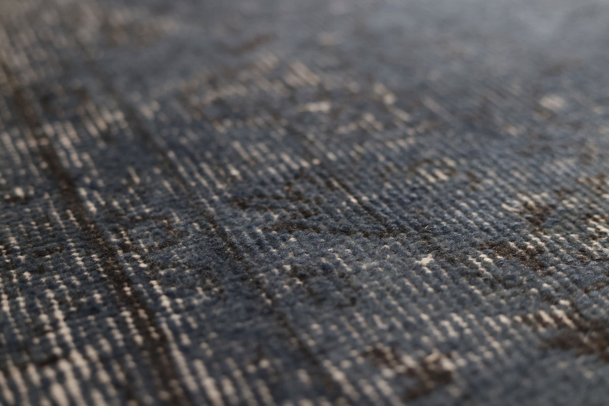 Vintage Isparta Turkish Area Rug 5x8 ft — Gray Overdyed (No. 40131)