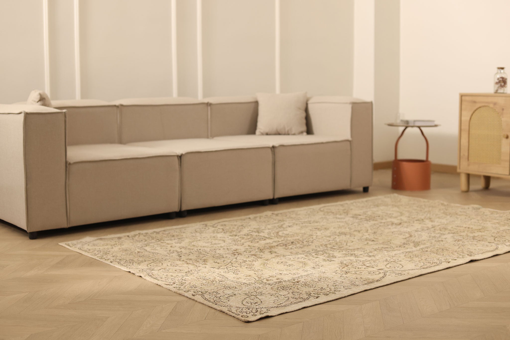 Vintage Isparta Turkish Area Rug 5x8 ft — Beige & Brown Floral (No. 40168)