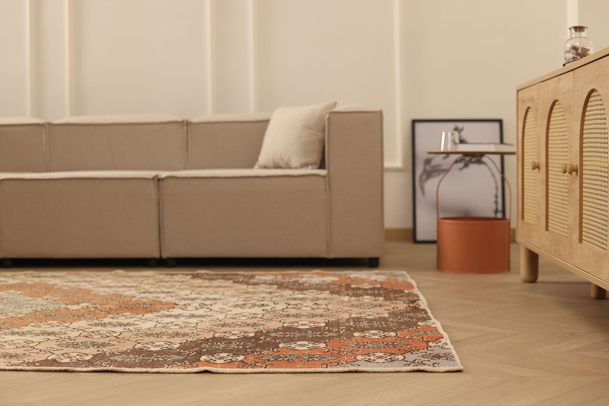 Vintage Isparta Turkish Area Rug 5x9 ft — Beige & Brown Floral (No. 40178)