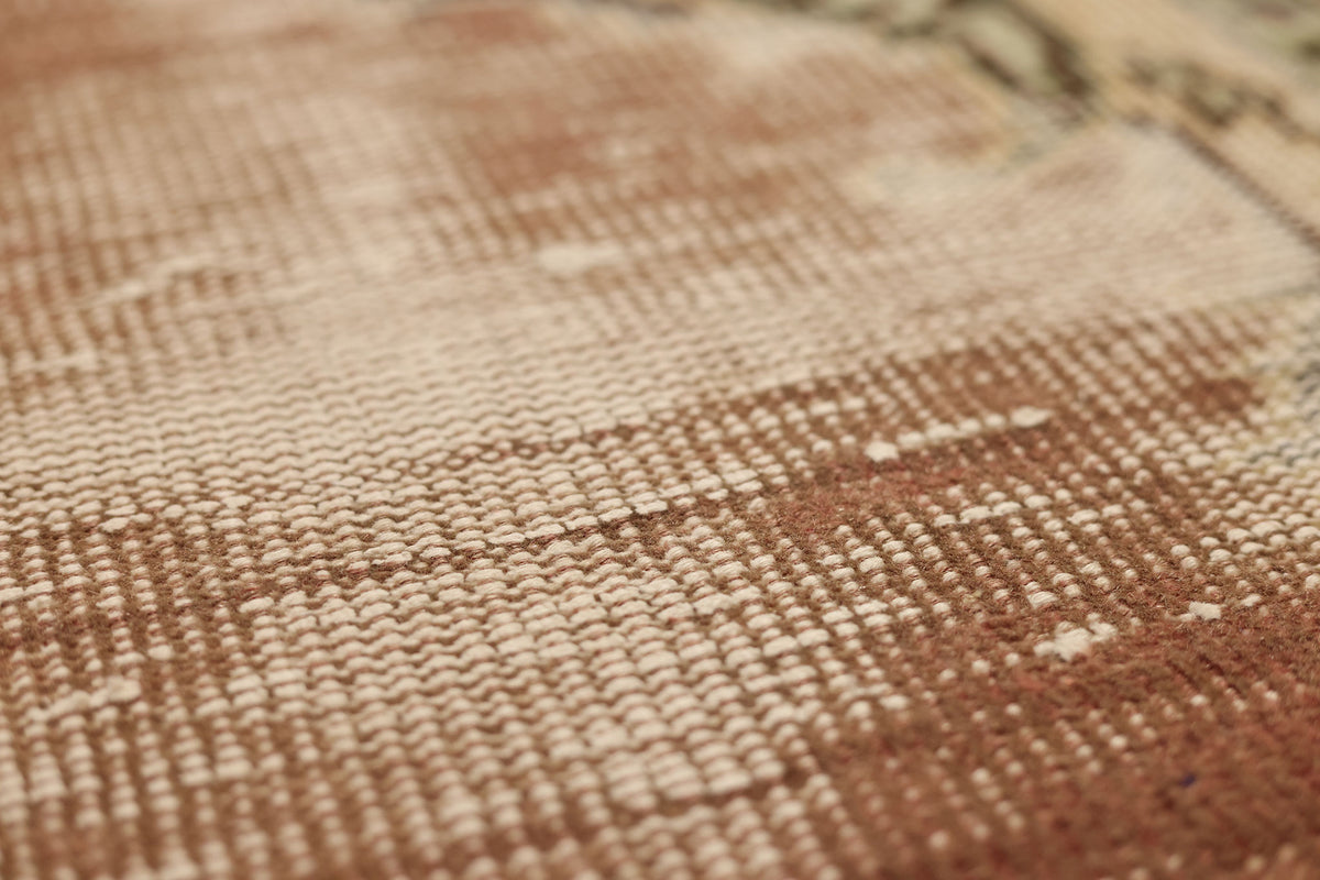 Vintage Manisa Turkish Area Rug 4x8 ft — Pink & Beige Distressed