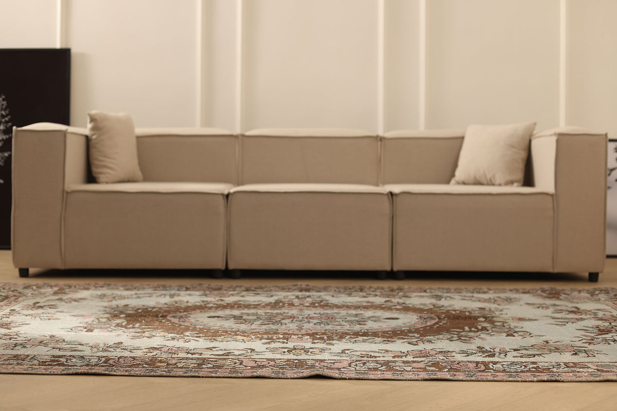 Vintage Isparta Turkish Area Rug 5x9 ft — Beige & Brown Floral (No. 40183)