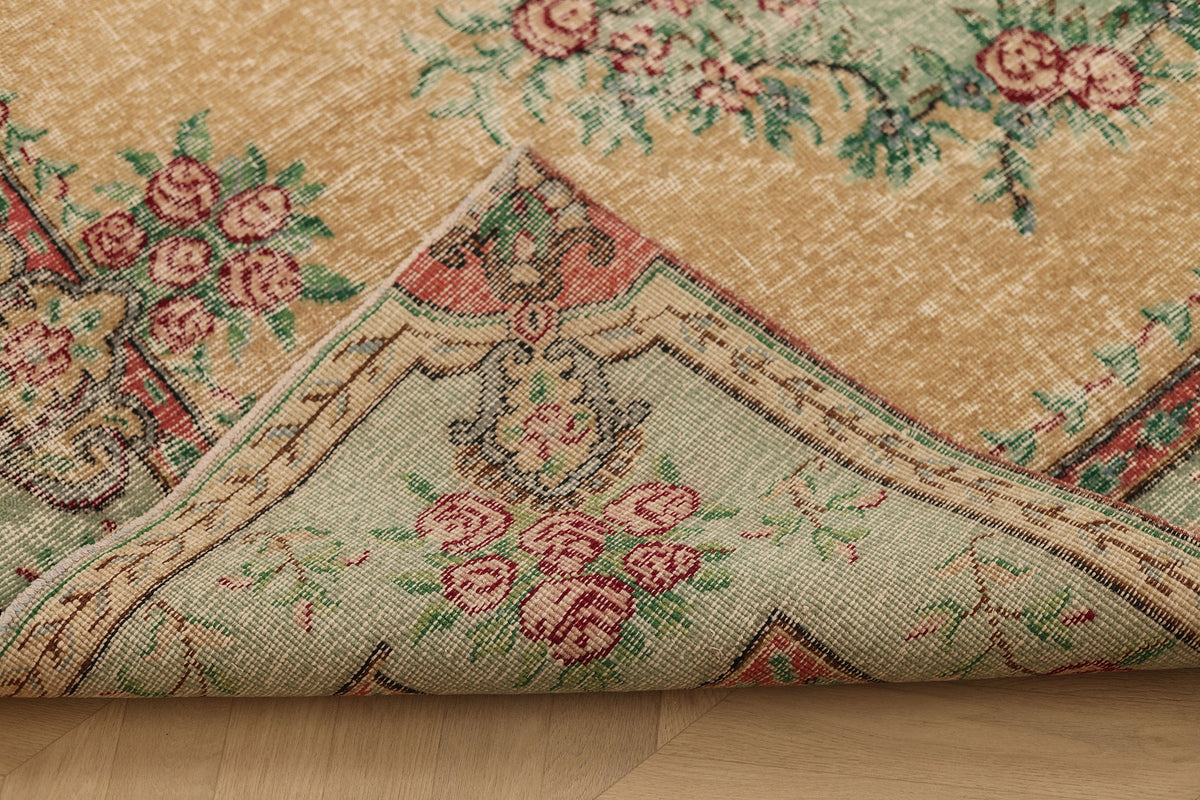 Vintage Isparta Turkish Area Rug 5x8 ft — Beige & Green Floral (No. 40184)