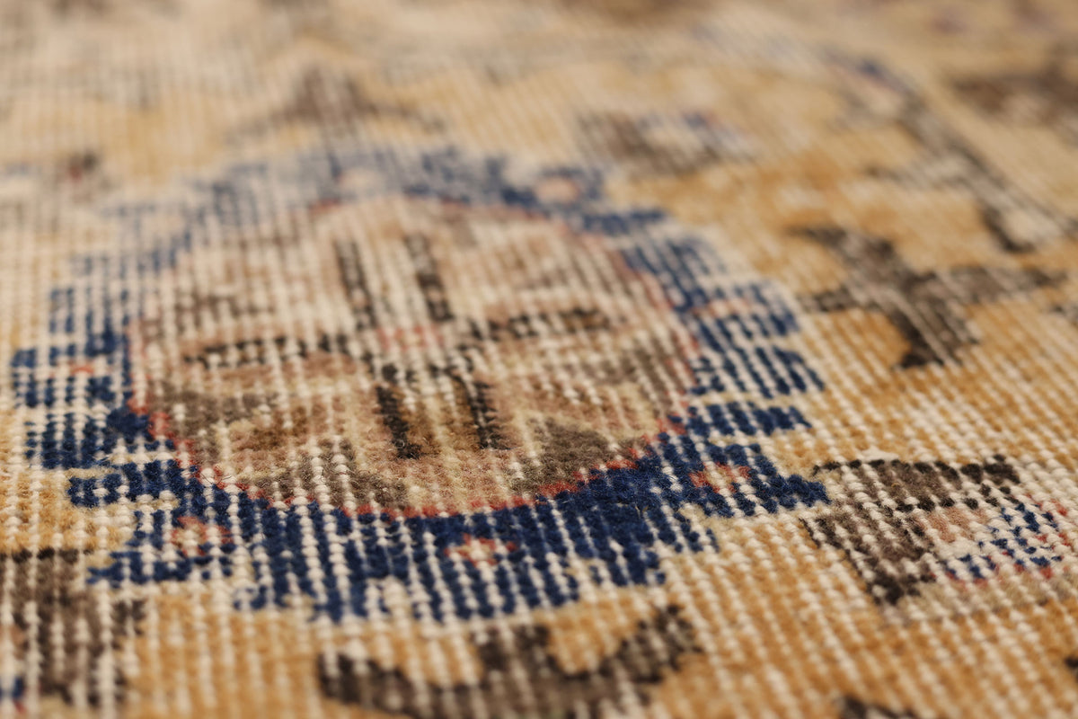 Vintage Isparta Turkish Area Rug 5x8 ft — Beige & Blue Floral (No. 40195)