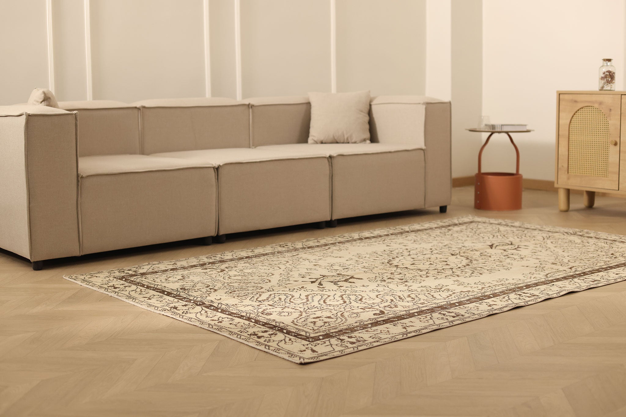 Vintage Isparta Turkish Area Rug 5x8 ft — Beige & Brown Floral (No. 40208)