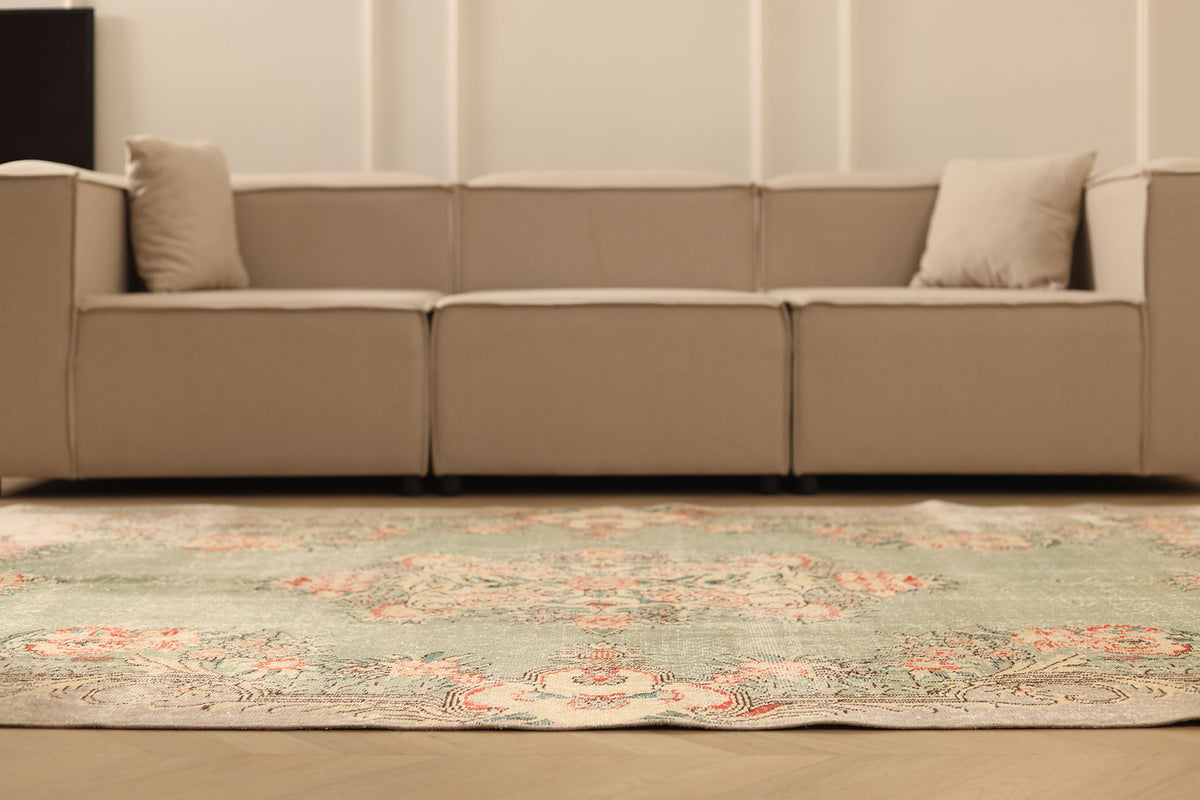 Vintage Isparta Turkish Area Rug 5x9 ft — Green & Pink Distressed
