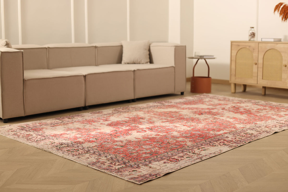 Vintage Isparta Turkish Area Rug 6x10 ft — Red & Beige Floral (No. 40262)