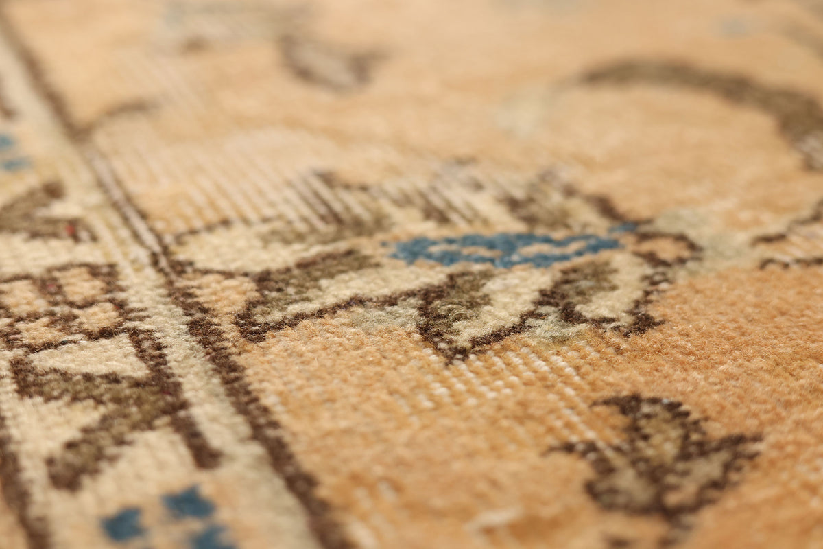 Vintage Isparta Turkish Area Rug 6x9 ft — Beige & Blue Floral