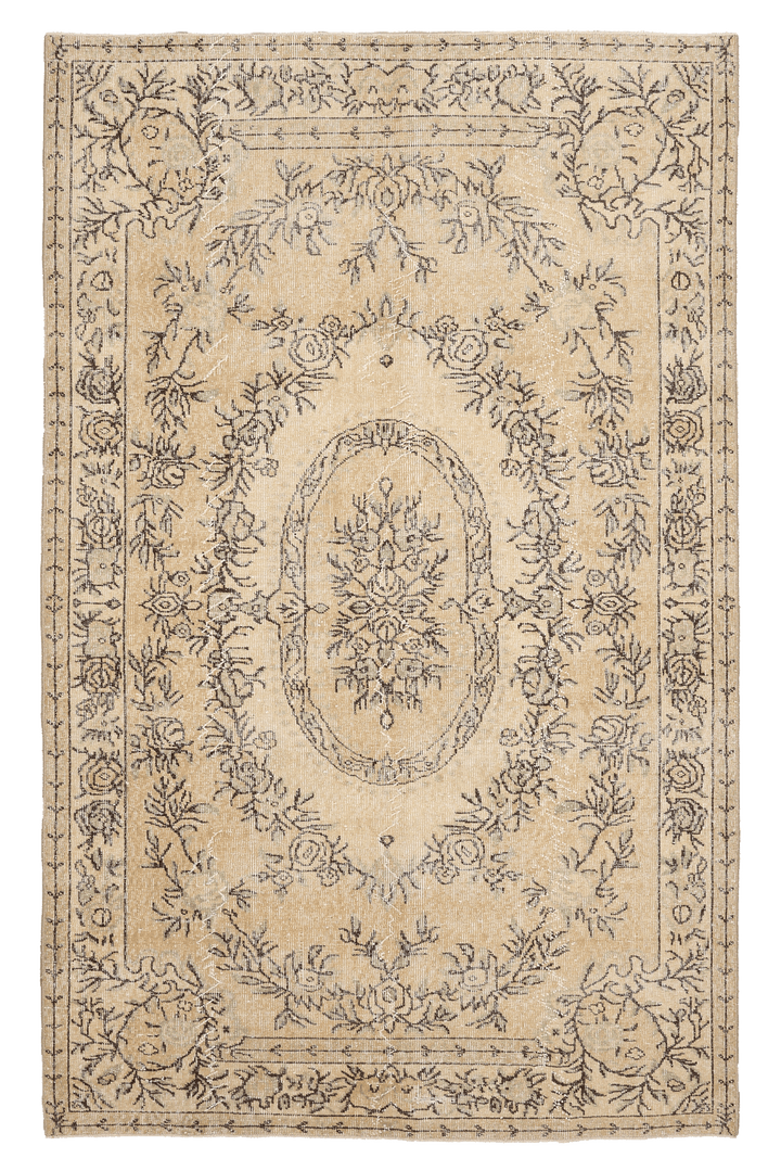 Vintage Isparta Turkish Area Rug 5x9 ft — Beige Floral (No. 40287)