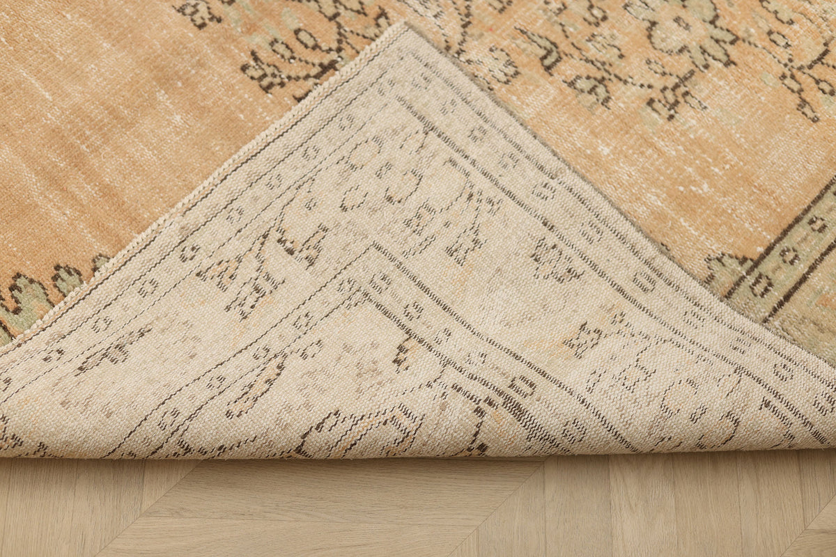 Vintage Manisa Turkish Area Rug 6x9 ft — Orange Floral (No. 40294)