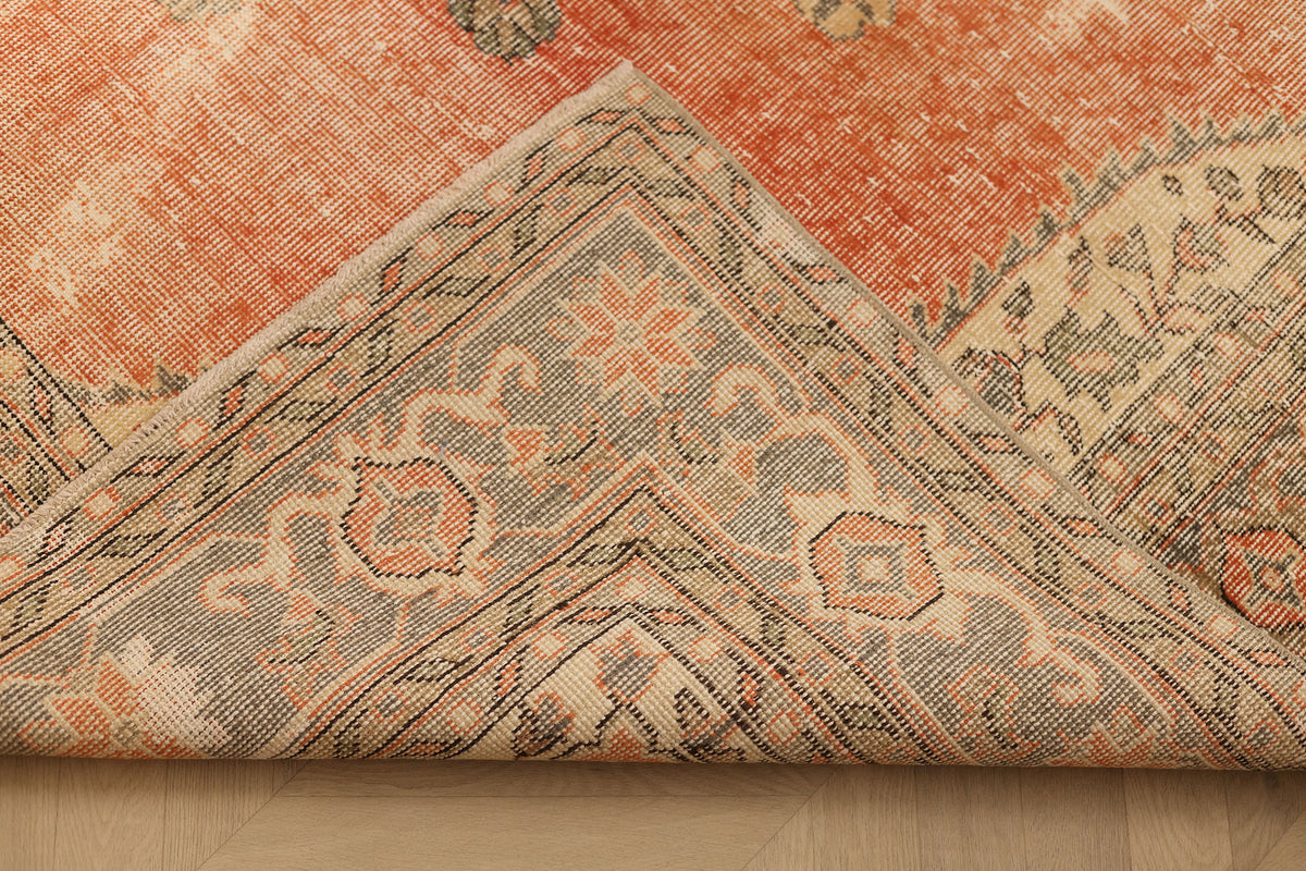 Vintage Isparta Turkish Area Rug 6x10 ft — Beige & Brown Floral (No. 40312)