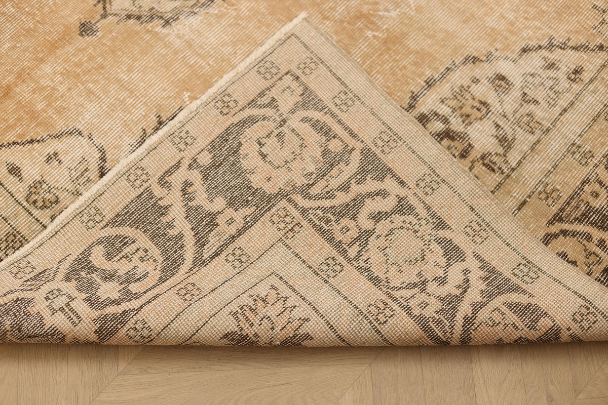 Vintage Isparta Turkish Area Rug 6x9 ft — Orange Floral