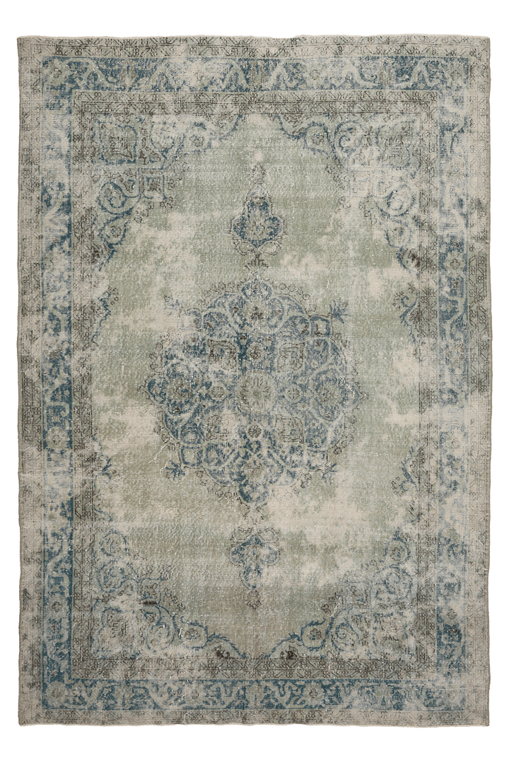 Vintage Isparta Turkish Area Rug 6x9 ft — Green & Beige Floral