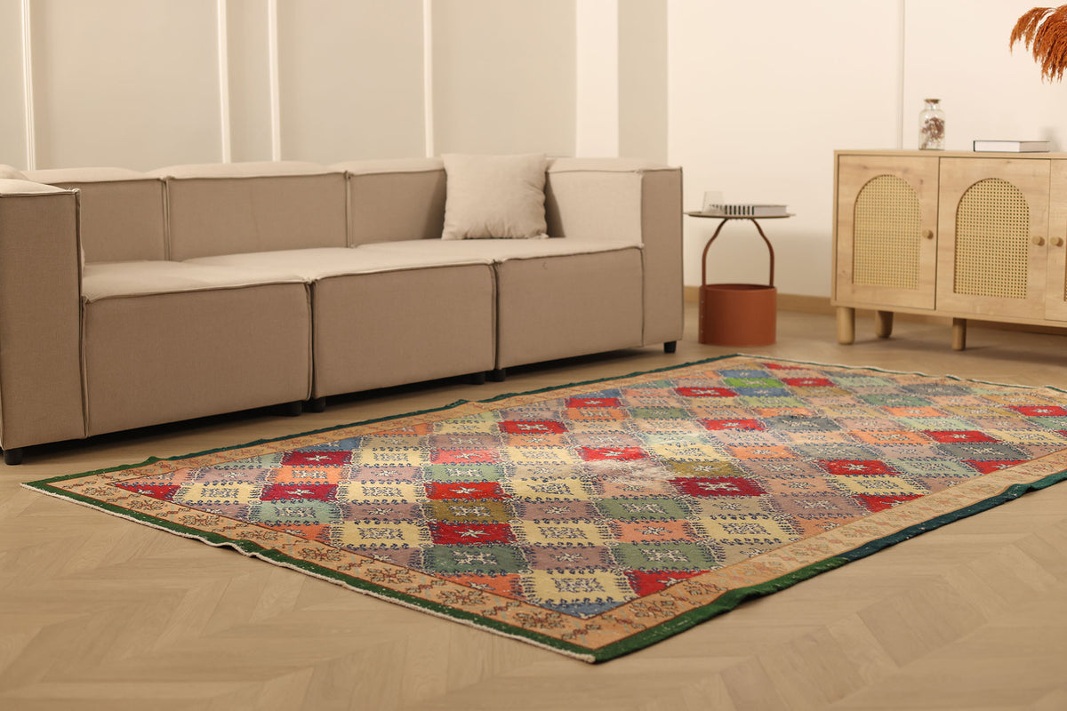 Vintage Isparta Turkish Area Rug 6x9 ft — Red & Orange Geometric