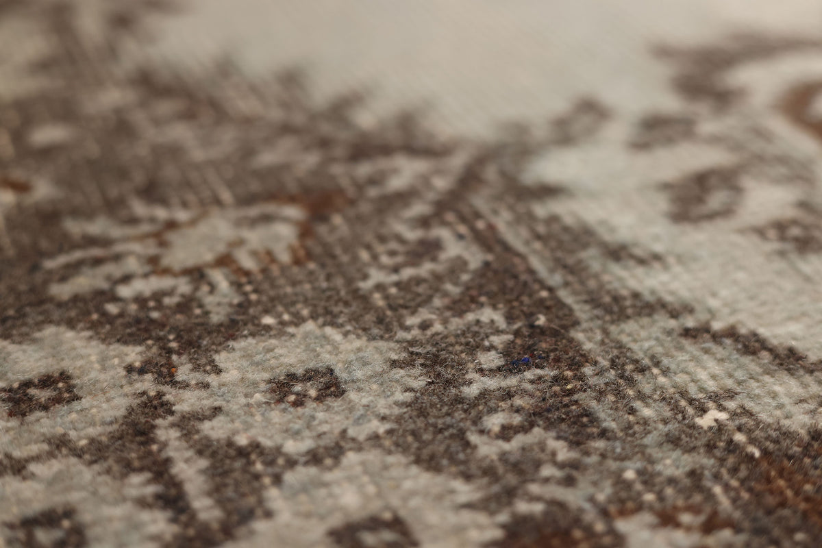 Vintage Isparta Turkish Area Rug 6x9 ft — Beige & Brown Floral (No. 40337)
