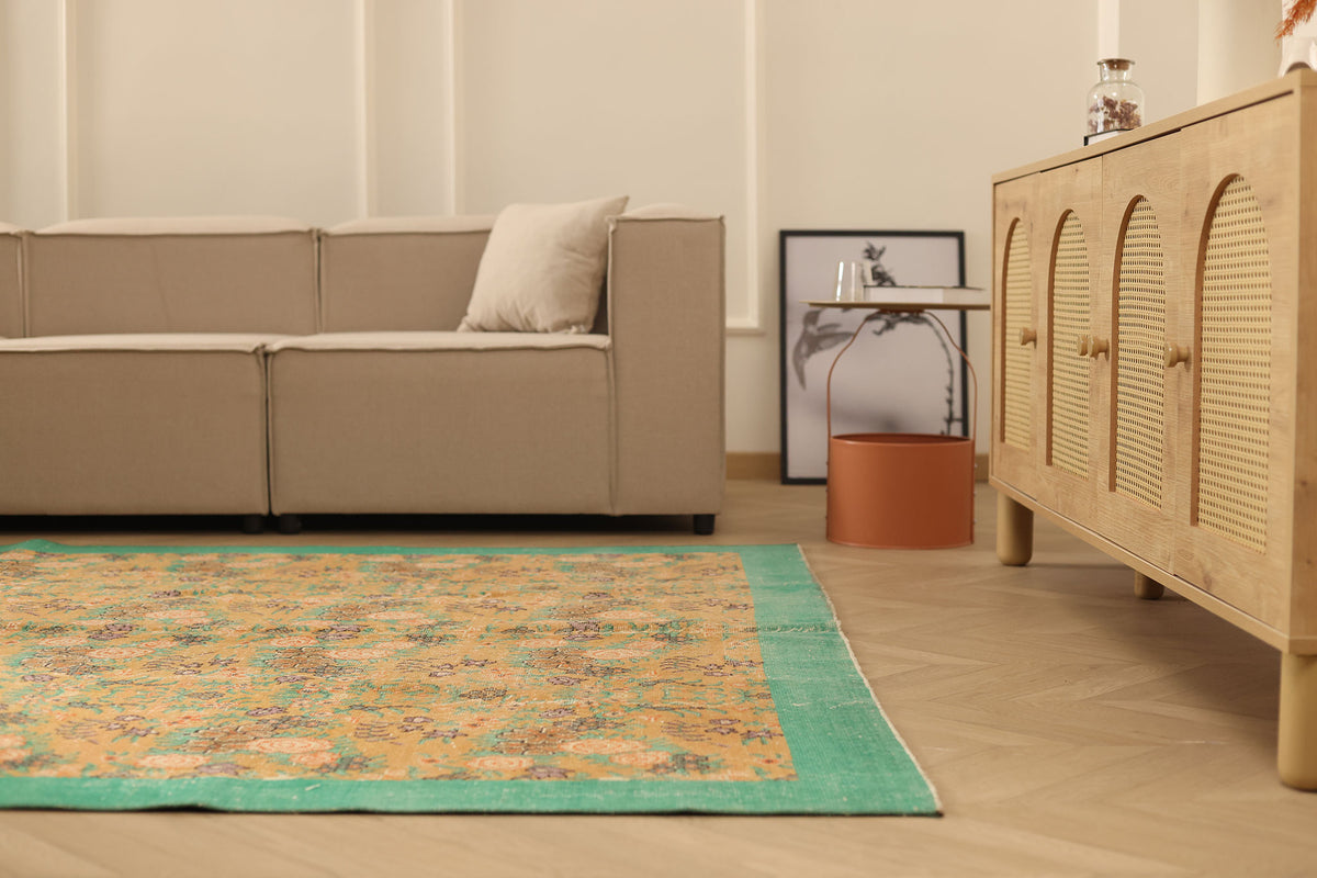 Vintage Isparta Turkish Area Rug 6x10 ft — Green & Brown Floral